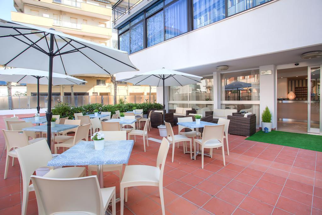 Hotel Mario Cesenatico Eksteriør bilde